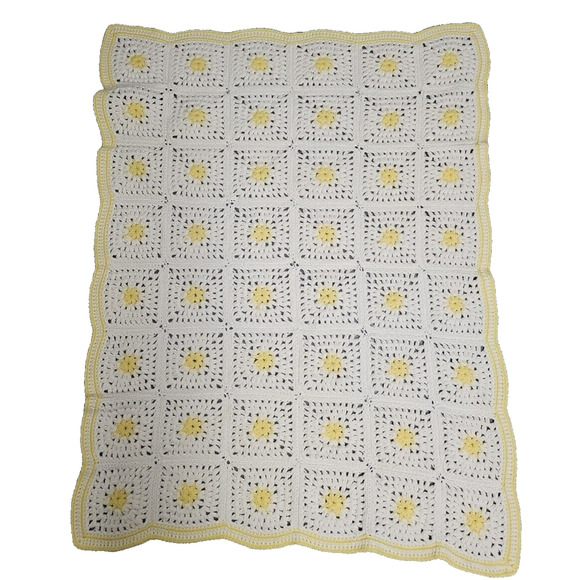 Crocheted Yellow White Granny Blanket 44"x33" Daisys Cottagecore Coquette - Picture 2 of 5